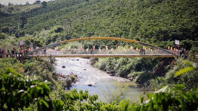 Khanh thanh cau Khang An tri gia 1,6 ty dong cho nguoi dan Lam Dong hinh anh