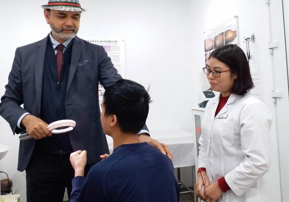 Su dung che pham tu thao duoc trong dieu tri vay nen hinh anh