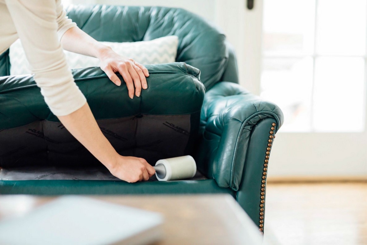 Nhung khu vuc de bi bam ban trong nha va cach ve sinh hieu qua hinh anh