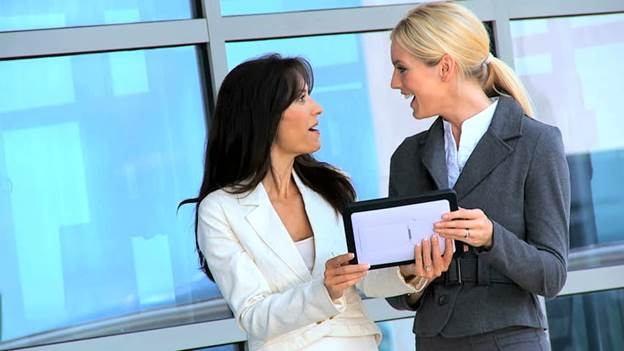 6 dieu can can nhac khi gioi thieu ban be cho cong ty hinh anh