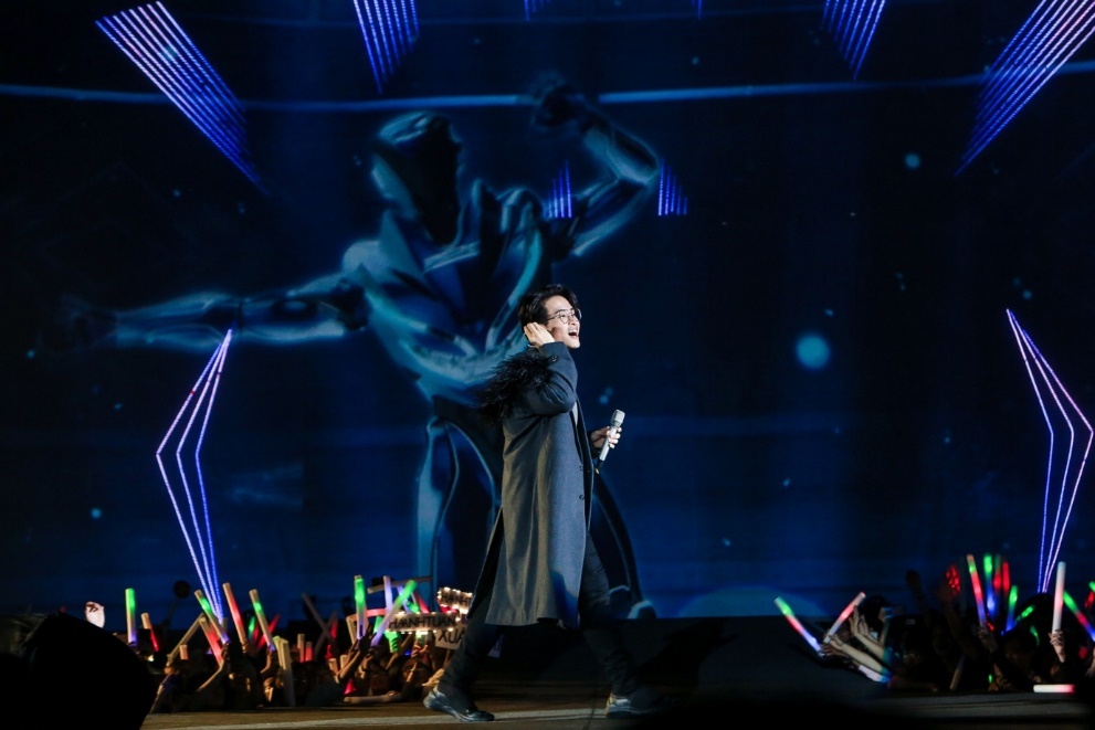 Chuoi dai tiec am nhac cong nghe va nhung con so an tuong hinh anh