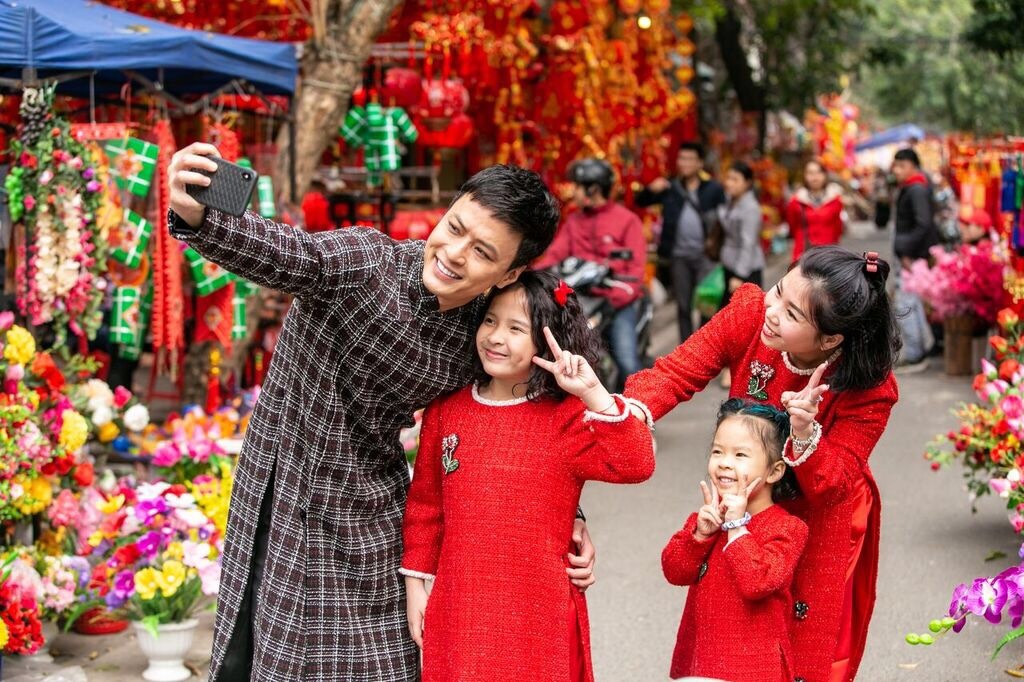 10 nam truoc hay 10 nam sau, Tet van con nhieu dieu de kham pha hinh anh