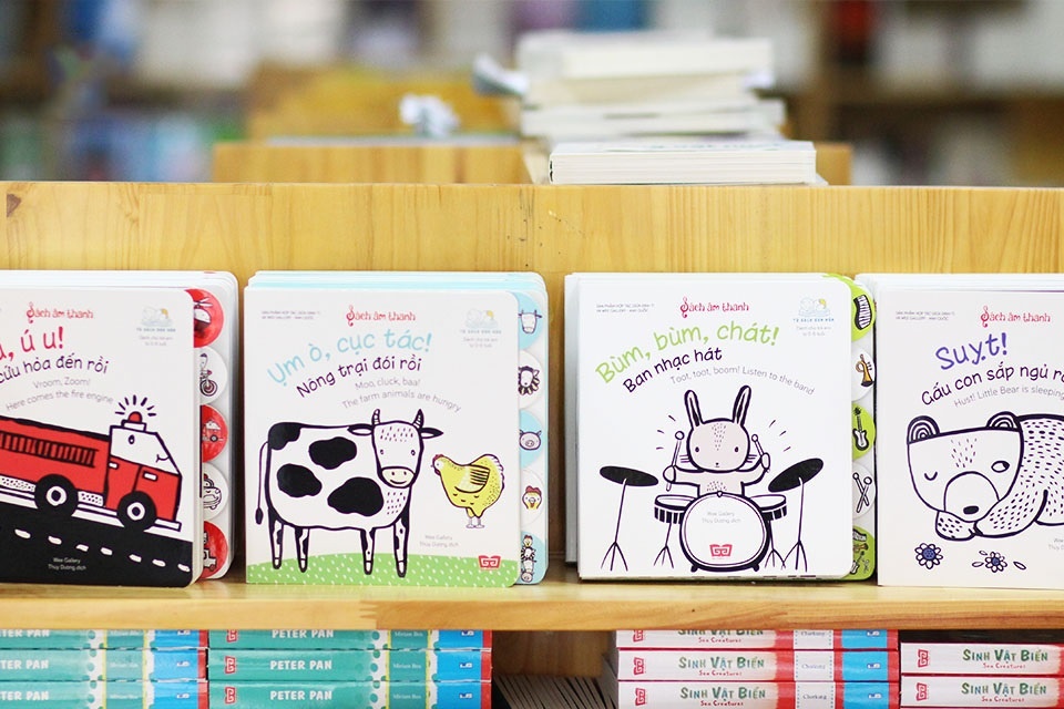 Công ty sách Đinh Tị ảnh 2 Cong ty sach Dinh Ti anh 2