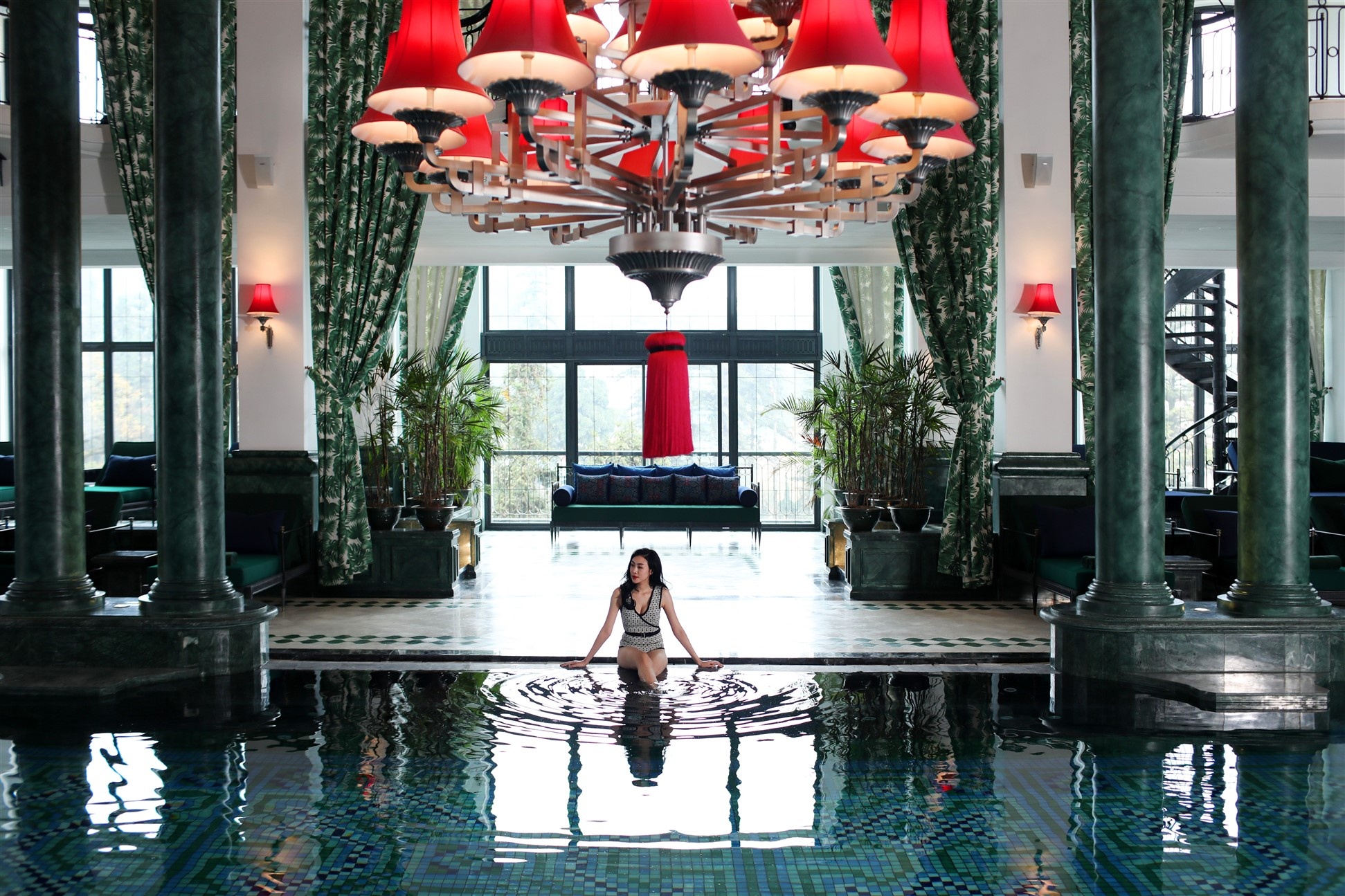 Bill Bensley chia se cau chuyen an sau kien truc Hotel de la Coupole hinh anh