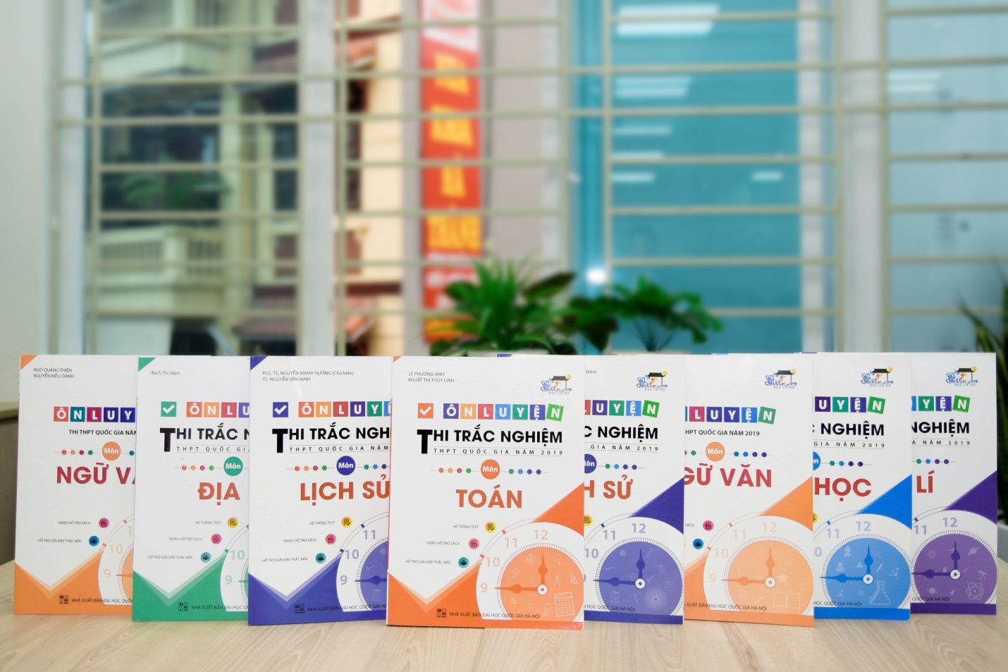 On luyen thi trac nghiem THPT quoc gia 2019 anh 2