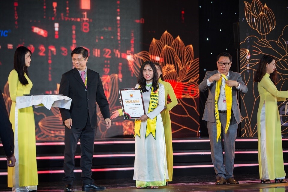 Nhua Long Thanh anh 1