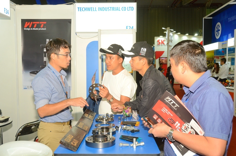 Triển lãm Automechanika ảnh 2 Trien lam Automechanika anh 2