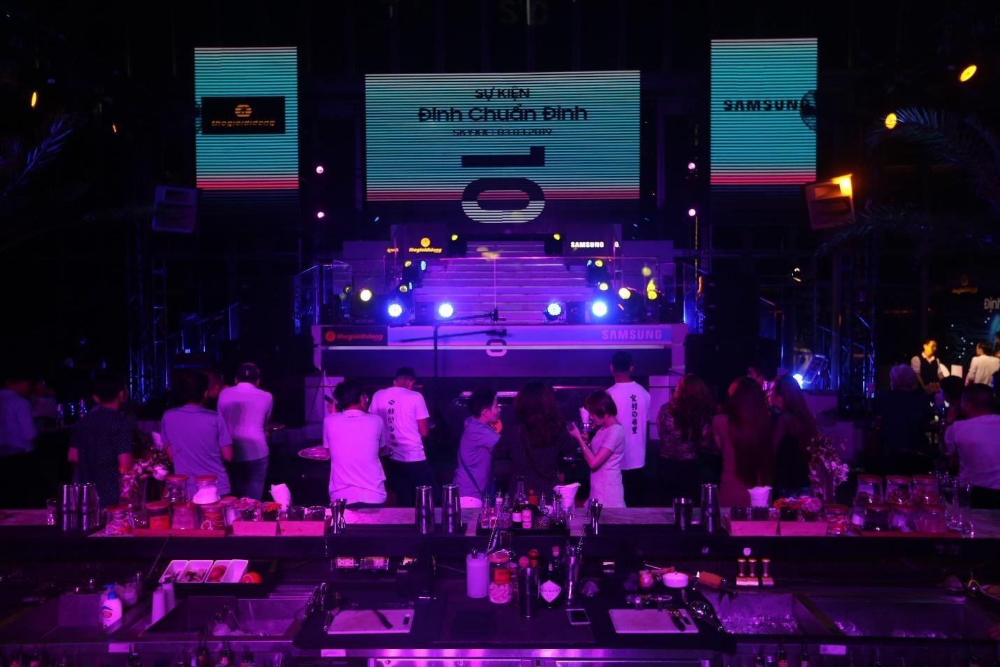 The Gioi Di Dong anh 1