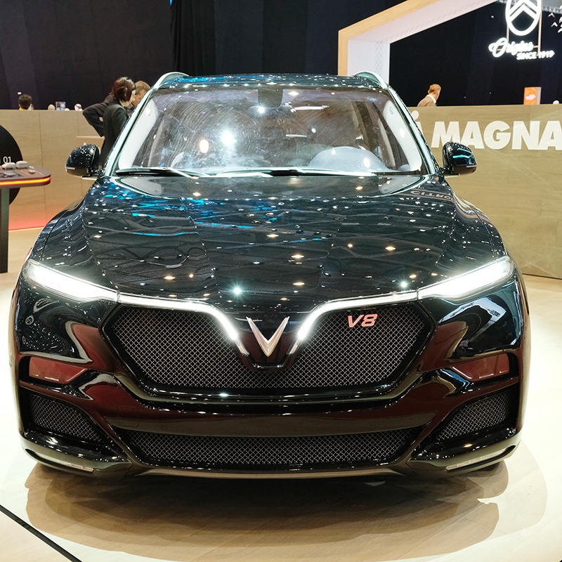 VinFast trình làng SUV Lux động cơ V8,  Geneva Moto ảnh 4 VinFast trinh lang SUV Lux dong co V8,  Geneva Moto anh 4