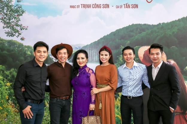 ca sĩ Tấn Sơn ảnh 3 ca si Tan Son anh 3