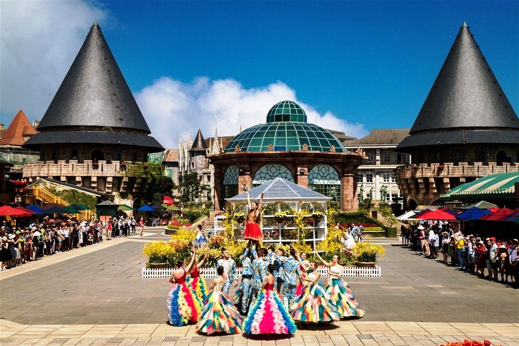 Du lich mien Trung Tay Nguyen thay da doi thit tung ngay hinh anh