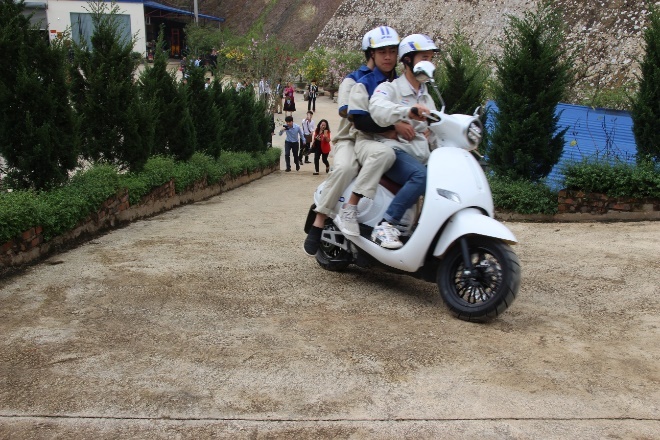 DKBike, xe máy điện MBI ảnh 6 DKBike, xe may dien MBI anh 6