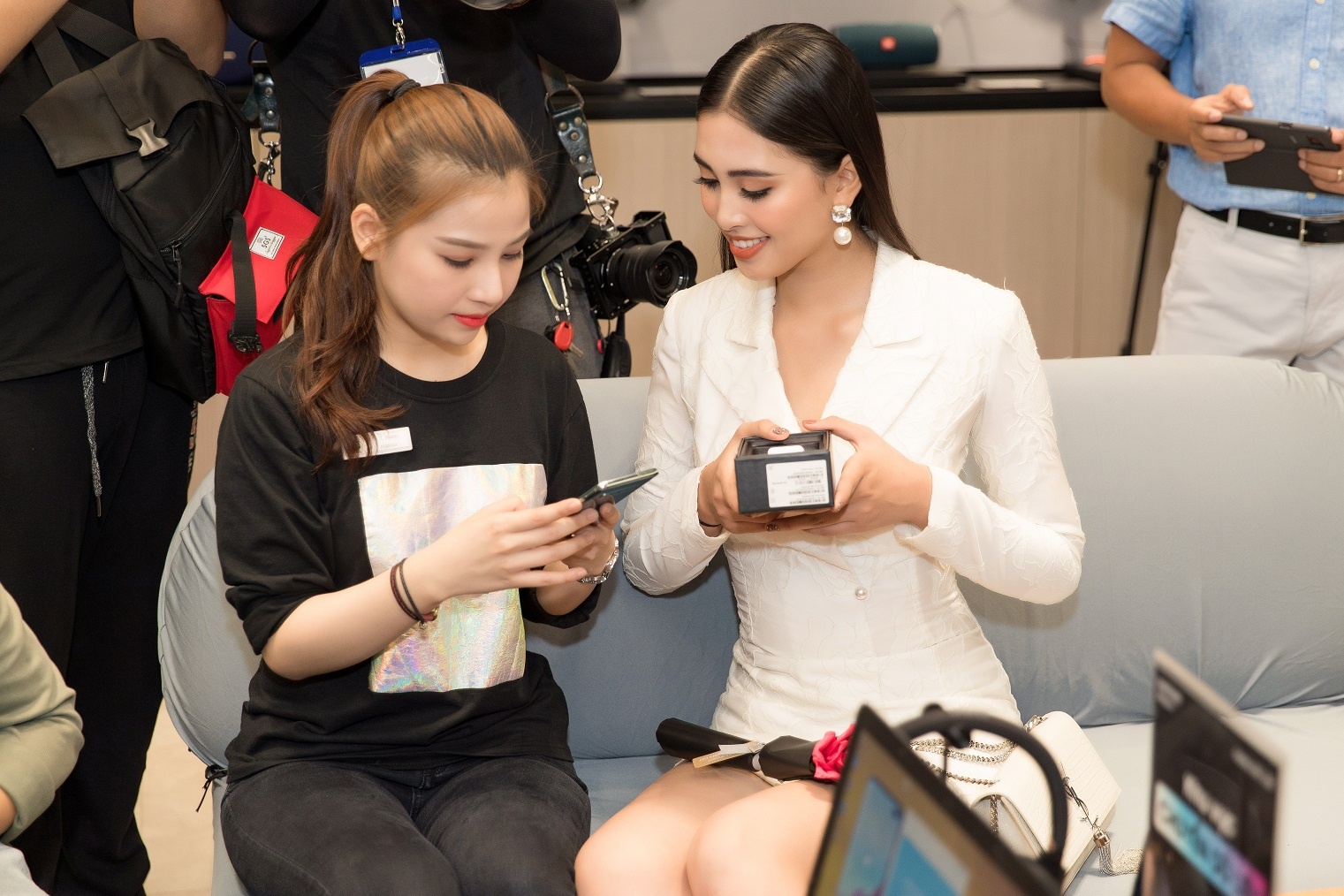 Samsung Galaxy S10 anh 2