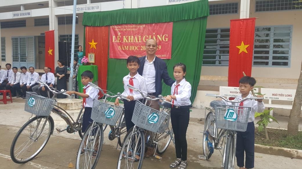 Lee & Man Viet Nam anh 3