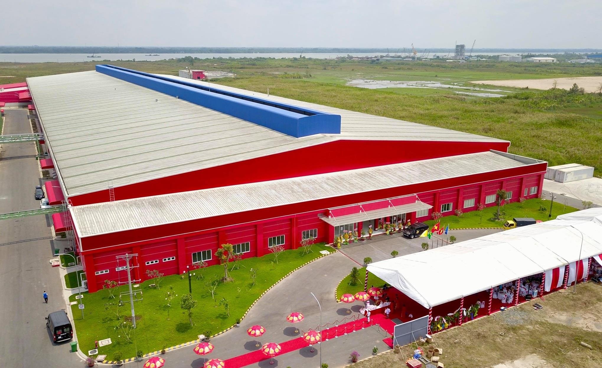 Van hanh nha may nuoc giai khat lon nhat DBSCL, quy mo 4.000 ty hinh anh