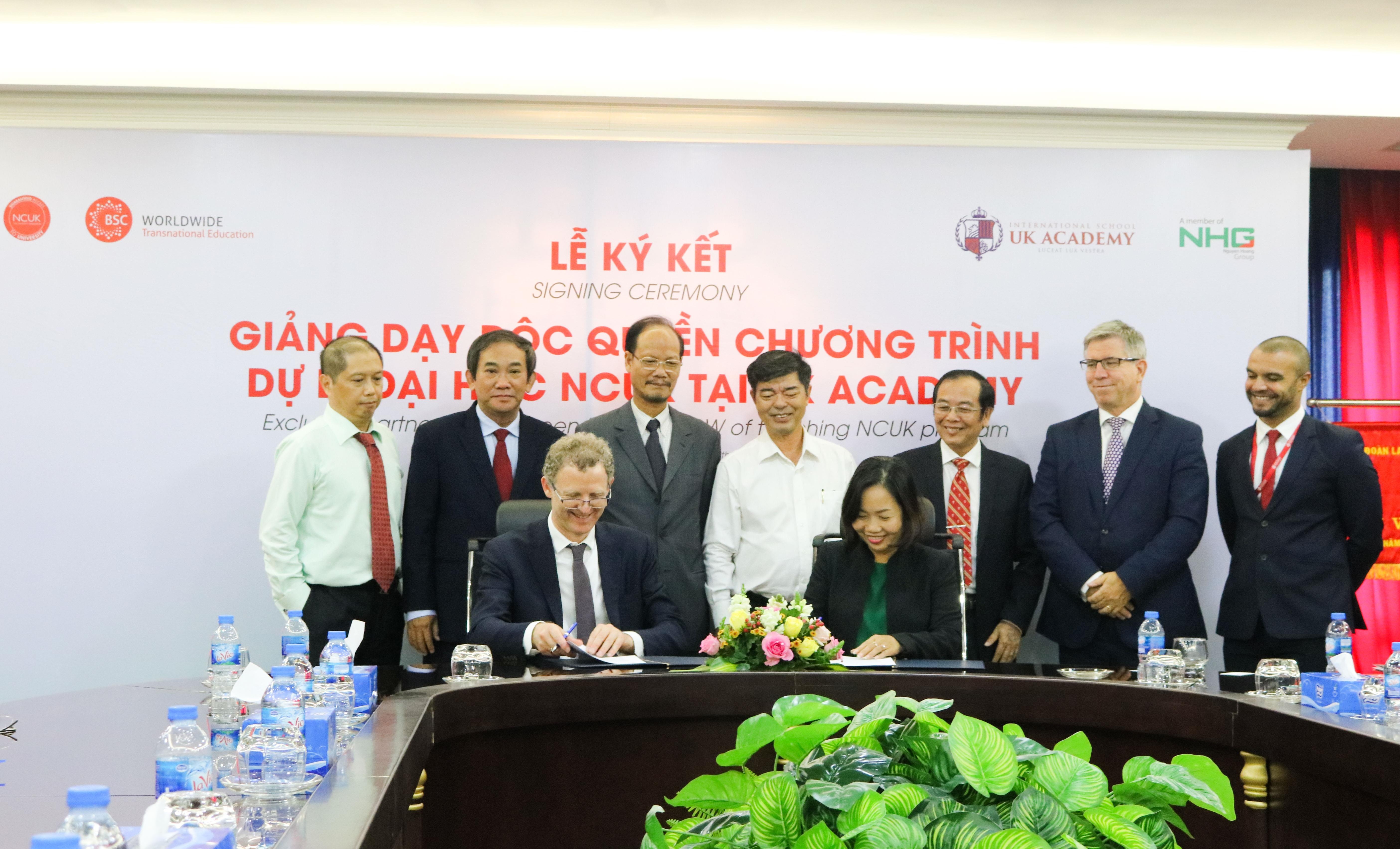 Tập đoàn giáo dục Nguyễn Hoàng ảnh 4 Tap doan giao duc Nguyen Hoang anh 4