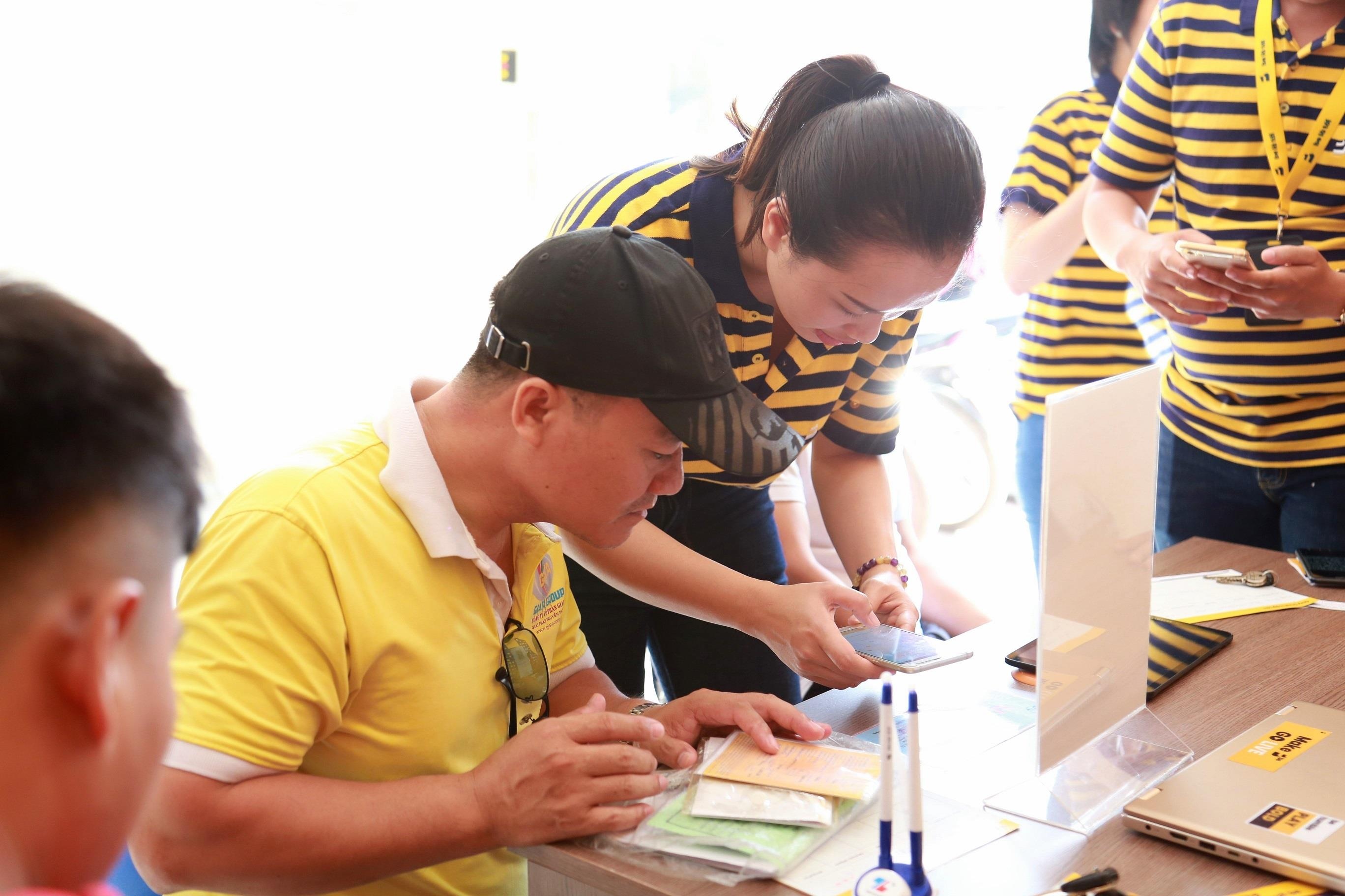 Be thu hut tai xe moi bang che do thuong an tuong hinh anh