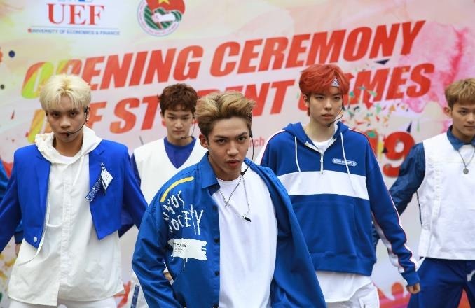 Nhom nhac da quoc tich khuay dong buoi khai mac 'UEF Student Games' hinh anh