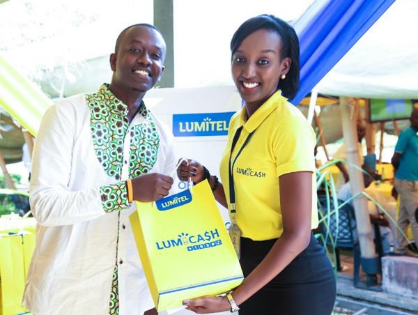 Viettel thu ve hon 7 trieu USD tu thi truong Burundi hinh anh