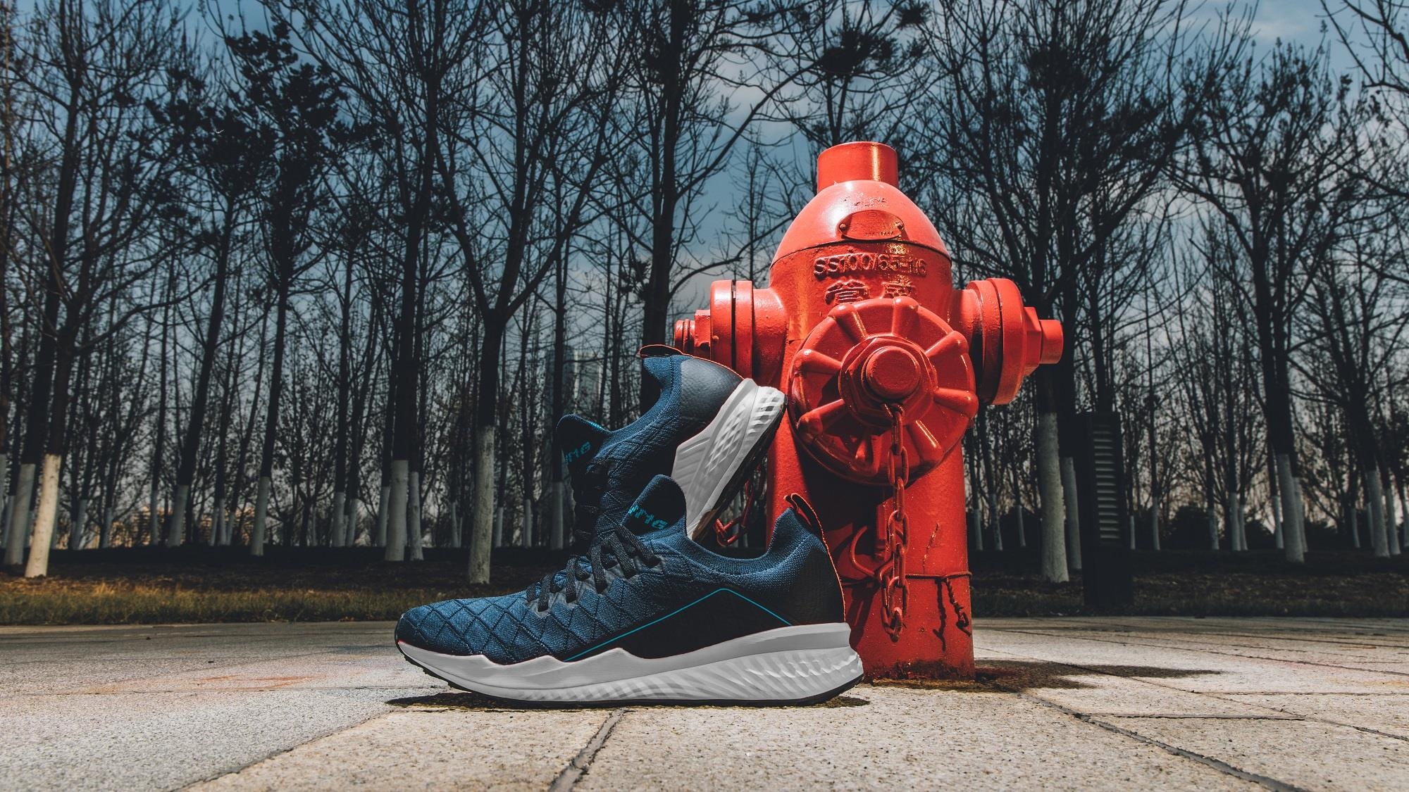 Li-Ning ảnh 2 Li-Ning anh 2
