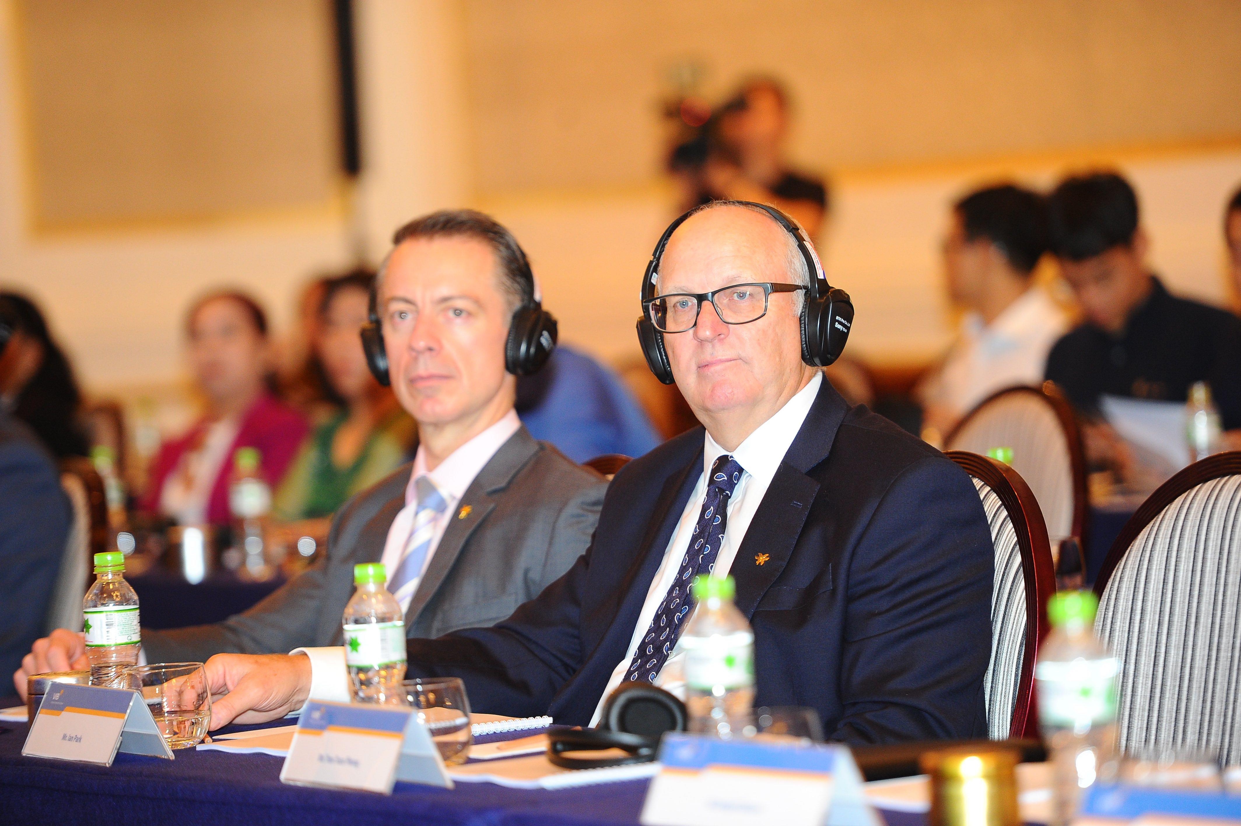 VIB tra co tuc tien mat 4 nam lien tiep hinh anh