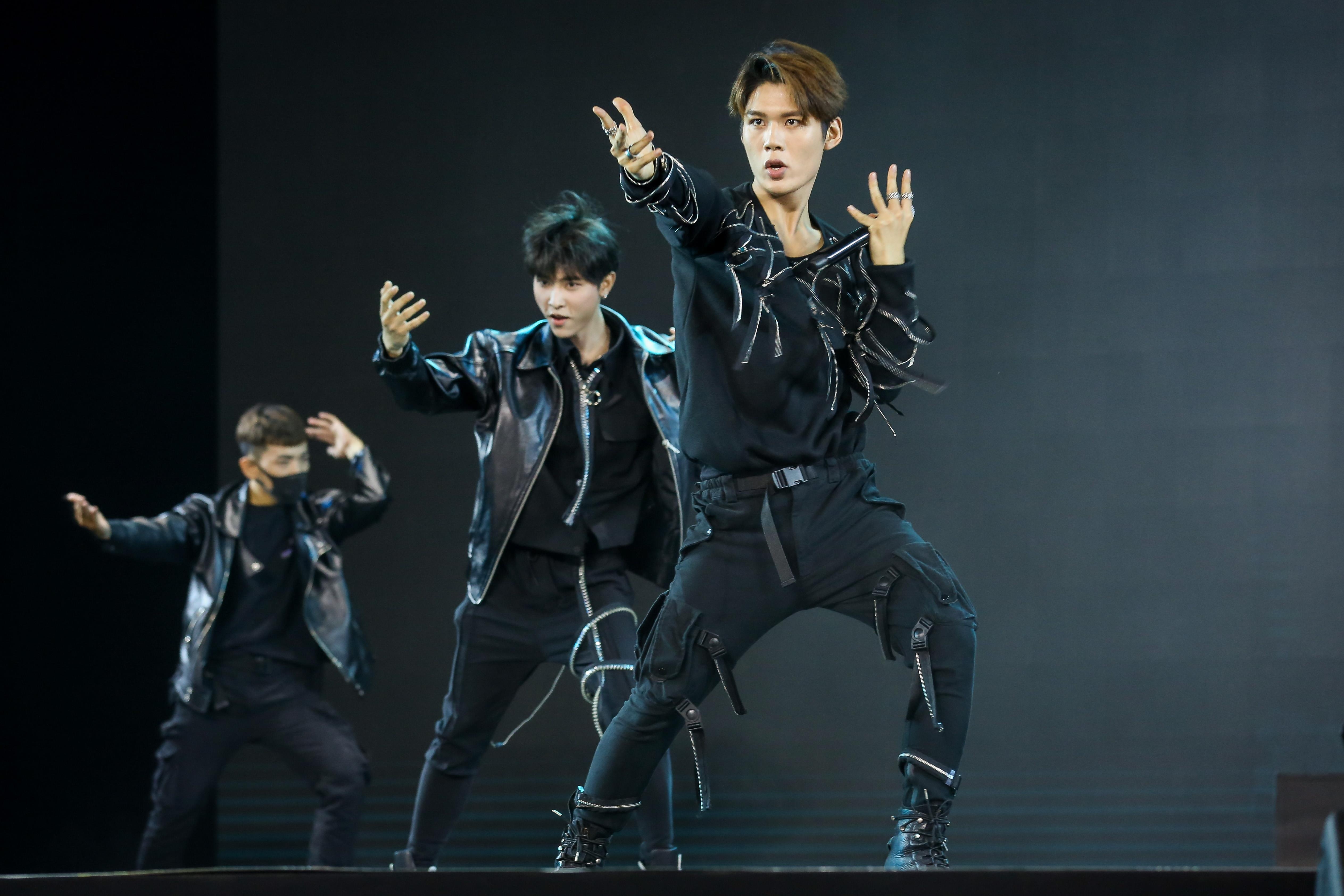 Vlive ảnh 4 Vlive anh 4