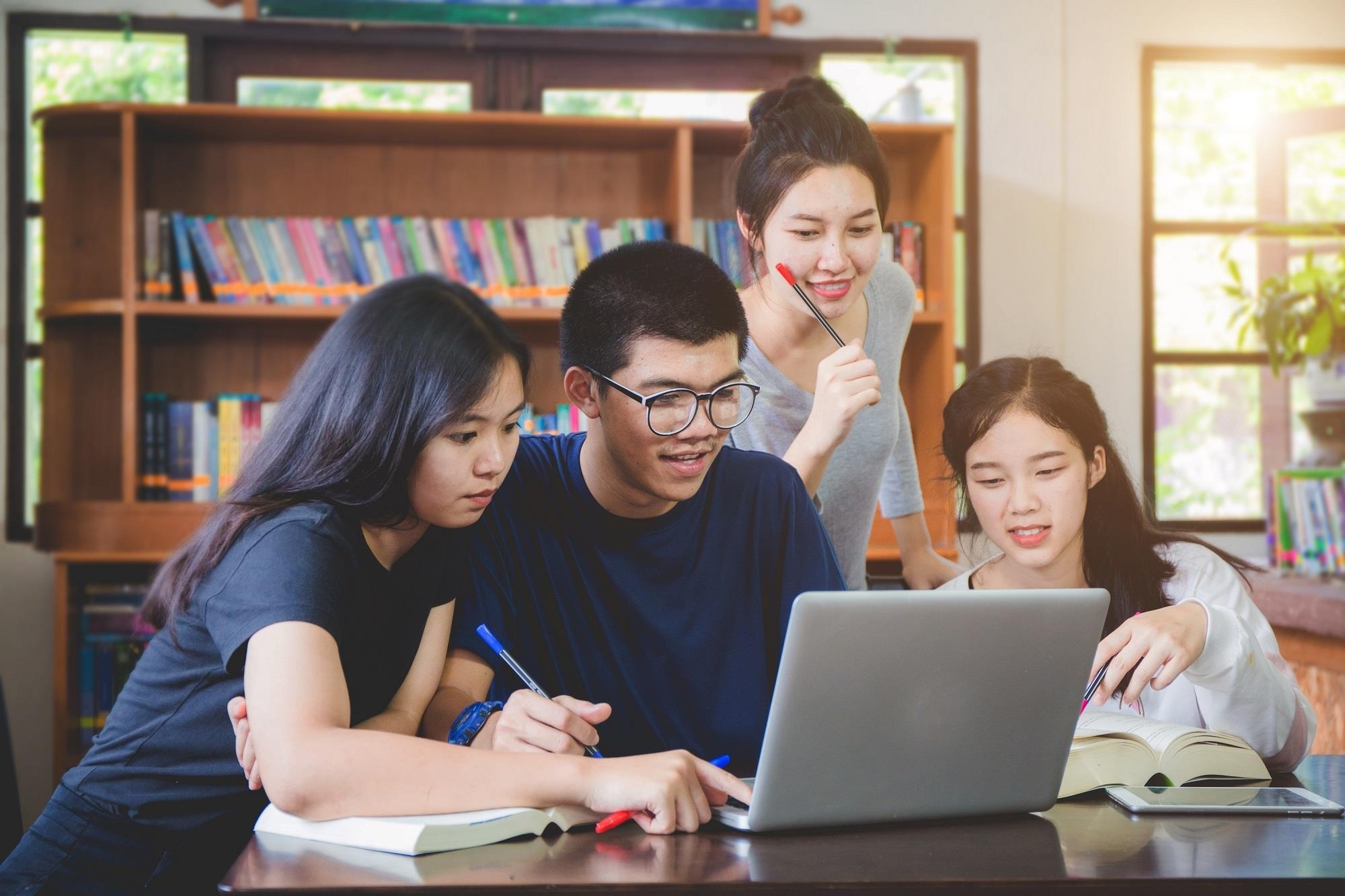 4 giai doan dang nho nhat cua cuoc doi hinh anh