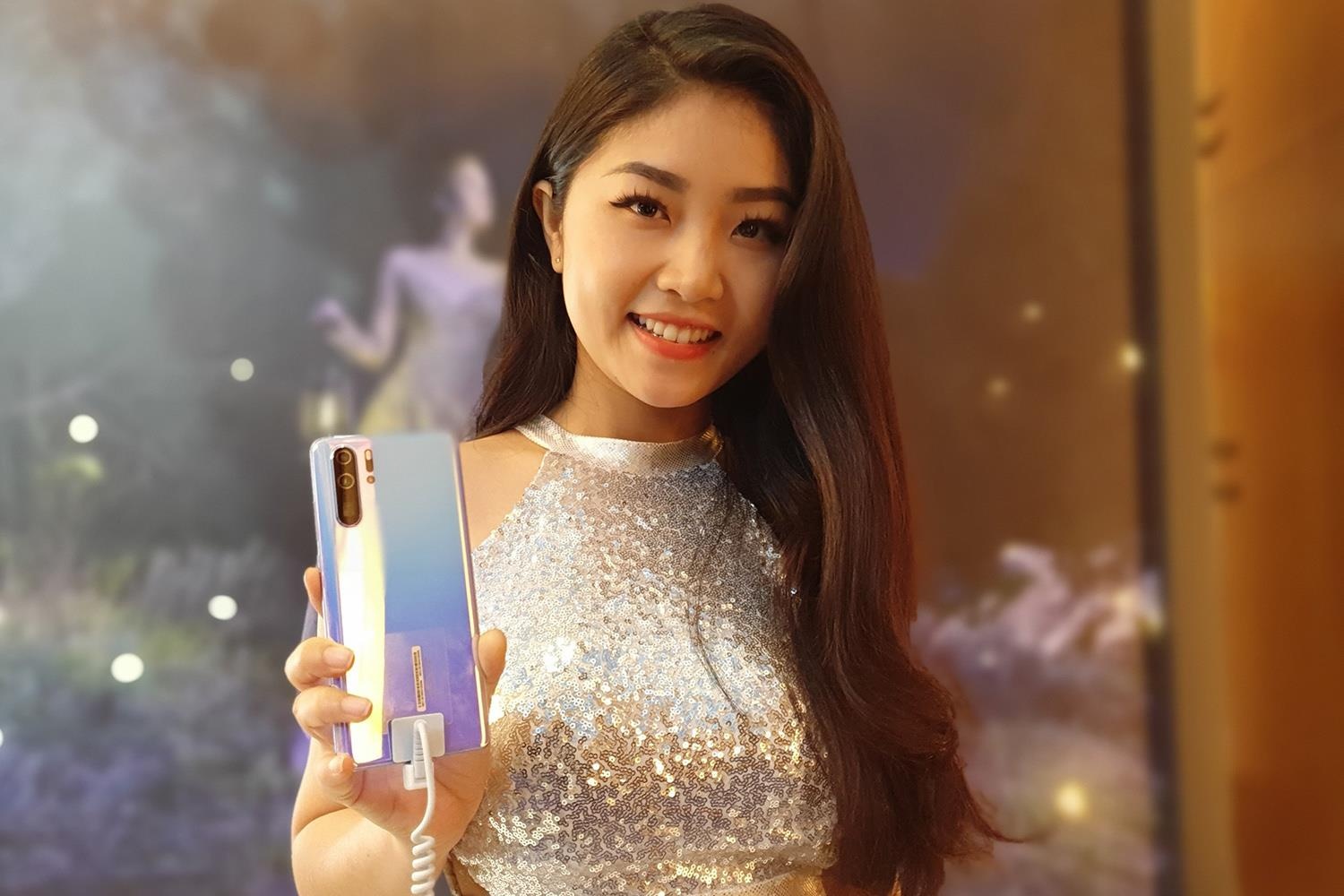 Huawei P30 Pro ra mat tai Viet Nam, gia toi da 23 trieu dong hinh anh