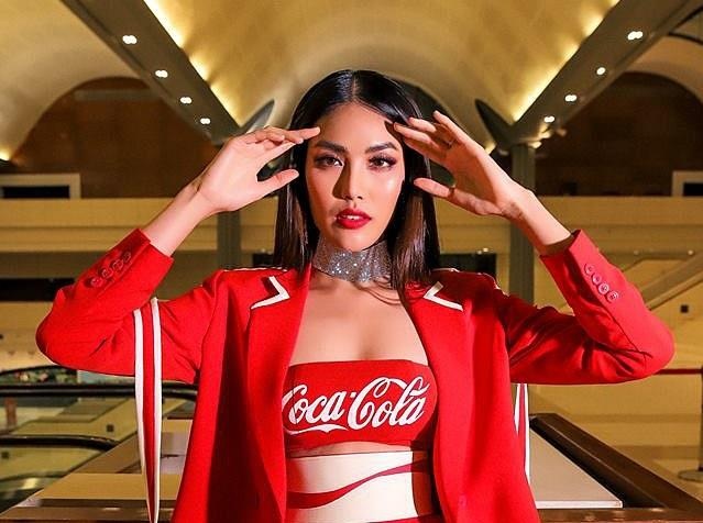 Lan Khue ruc ro trong su kien thoi trang hau ket hon hinh anh