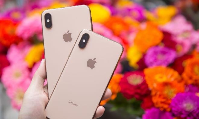 Trung vang khi mua iPhone XS, XS Max gia tu 20,8 trieu o Di Dong Viet hinh anh