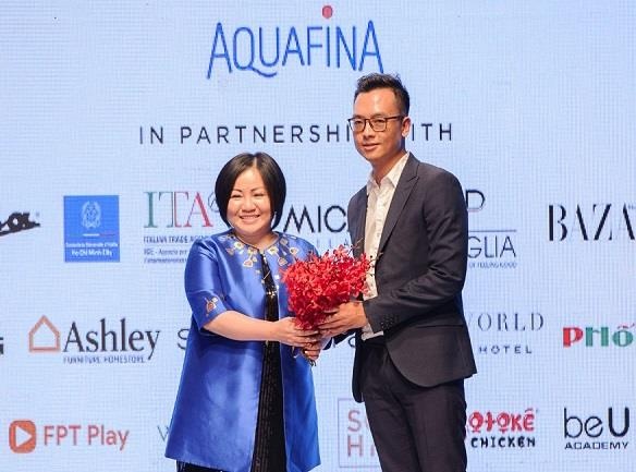 Aquafina VIFW ky vong mang tam nhin lon cho thoi trang Viet hinh anh