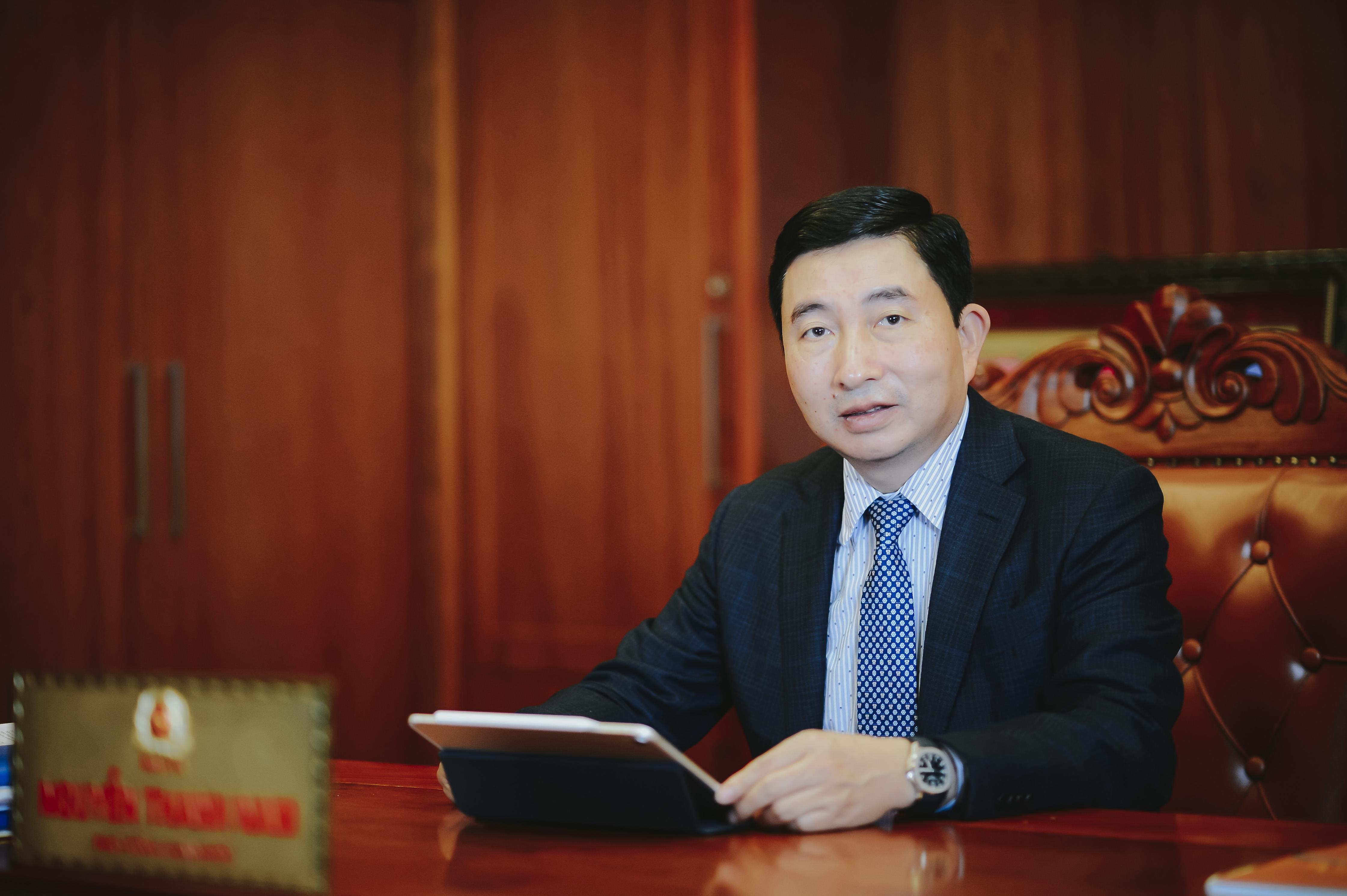 Hai nguoi Viet duoc de cu giai thuong Vien thong chau A hinh anh