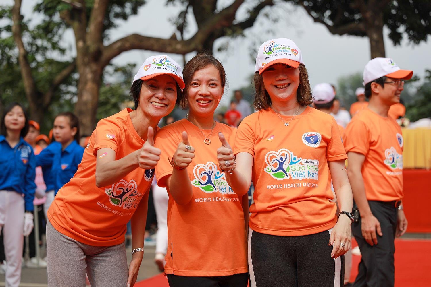 Hanh trinh 10.000 buoc chan huong ung ngay suc khoe the gioi hinh anh