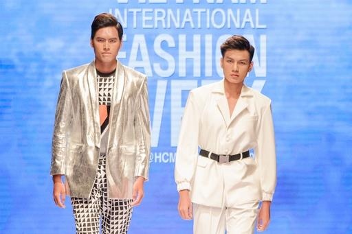 Viet Tien mang BST 'Future Men' len san dien Aquafina VIFW xuan he hinh anh