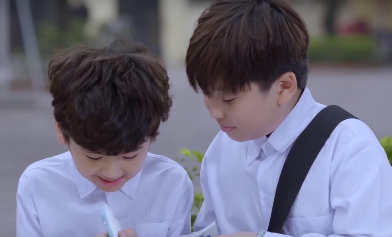 Video - Tre phat trien tieng Anh ben vung nho tu hoc co dinh huong hinh anh