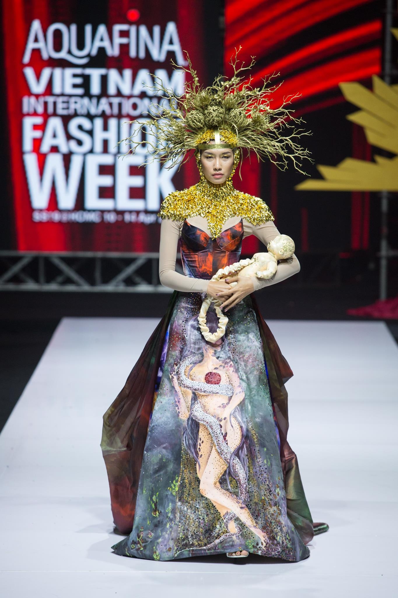 Auqafina VIFW 2019 anh 4