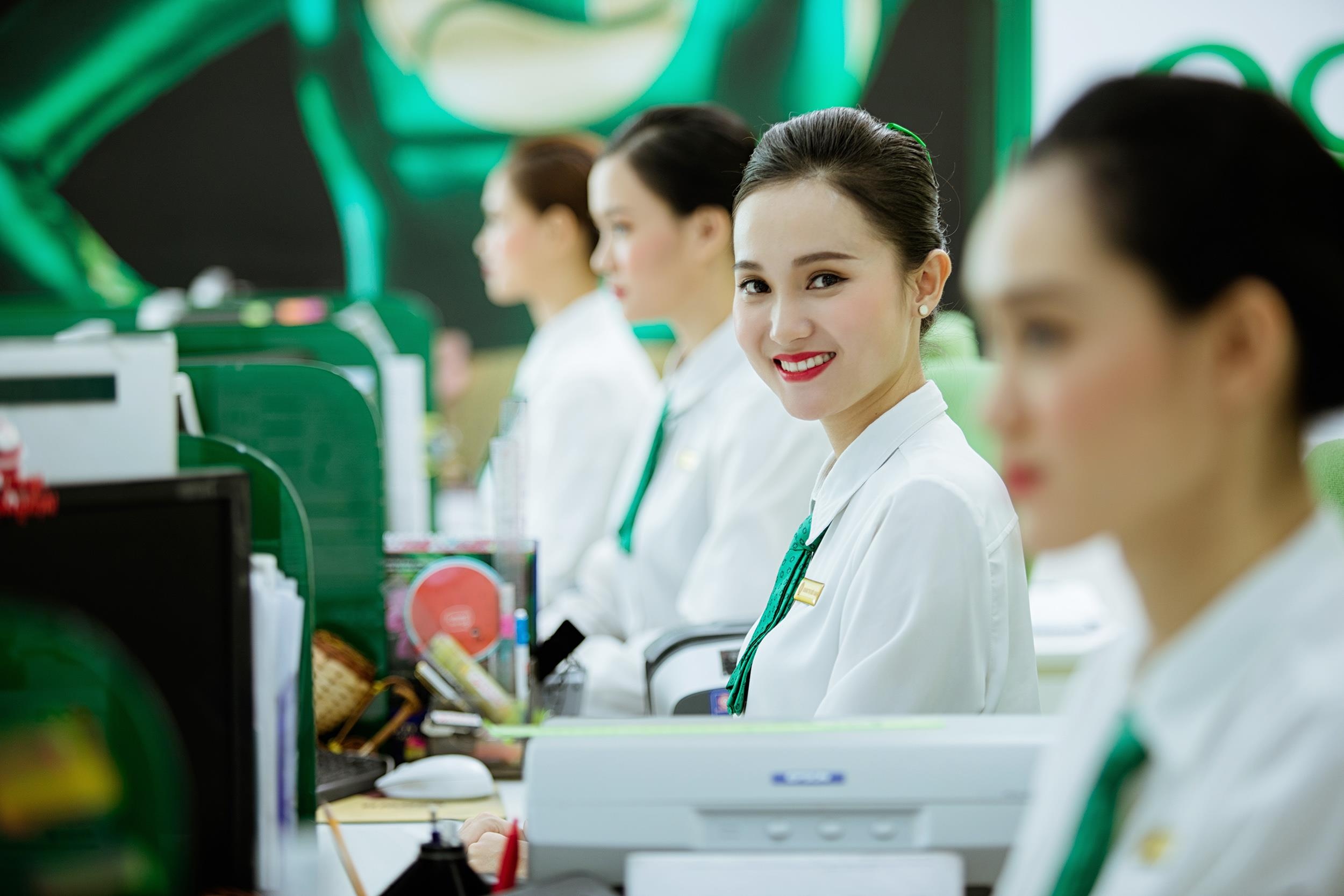 Tuyen dung OCB - trao co hoi, hut nhan tai hinh anh