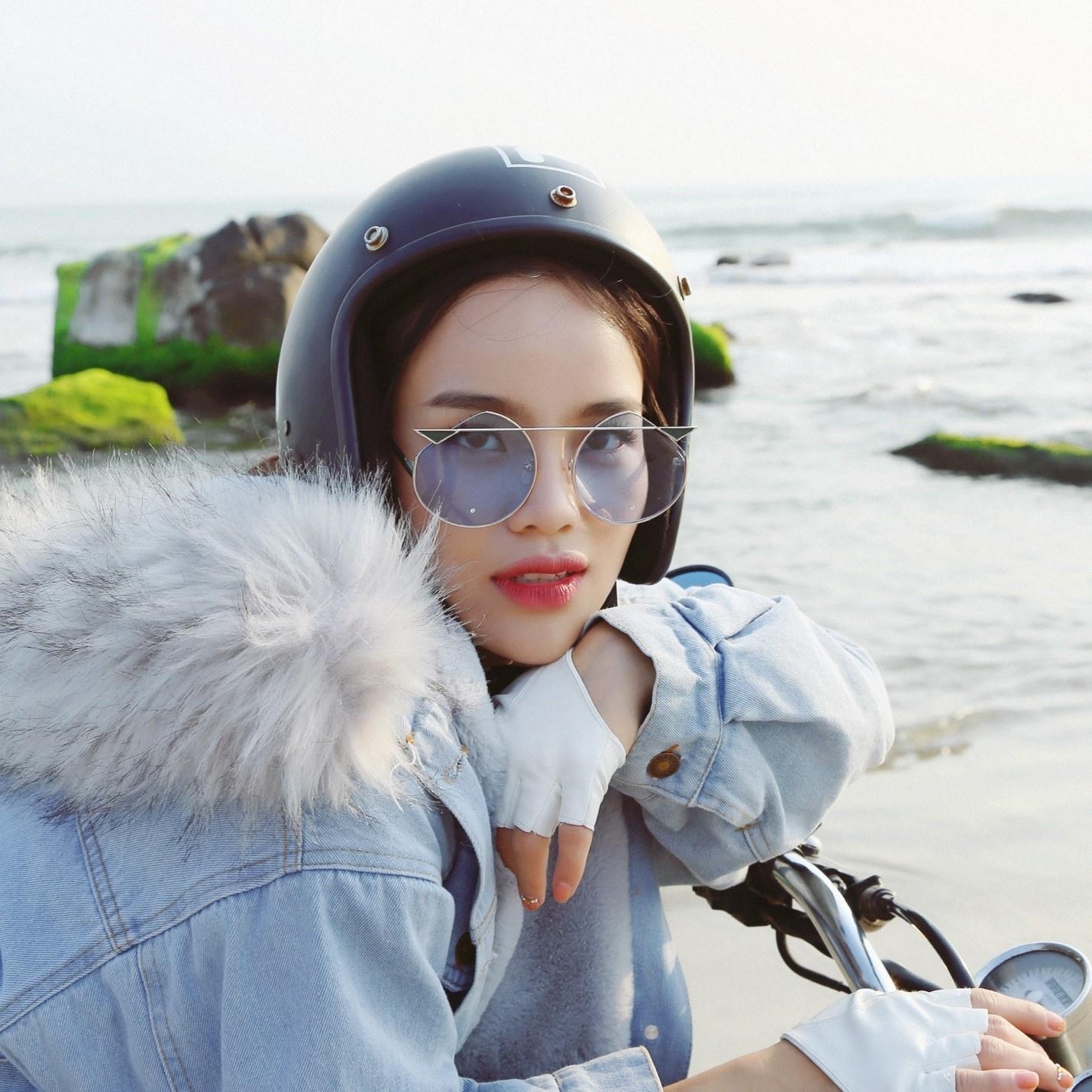 Sèn Hoàng Mỹ Lam  ảnh 1 Sen Hoang My Lam anh 1