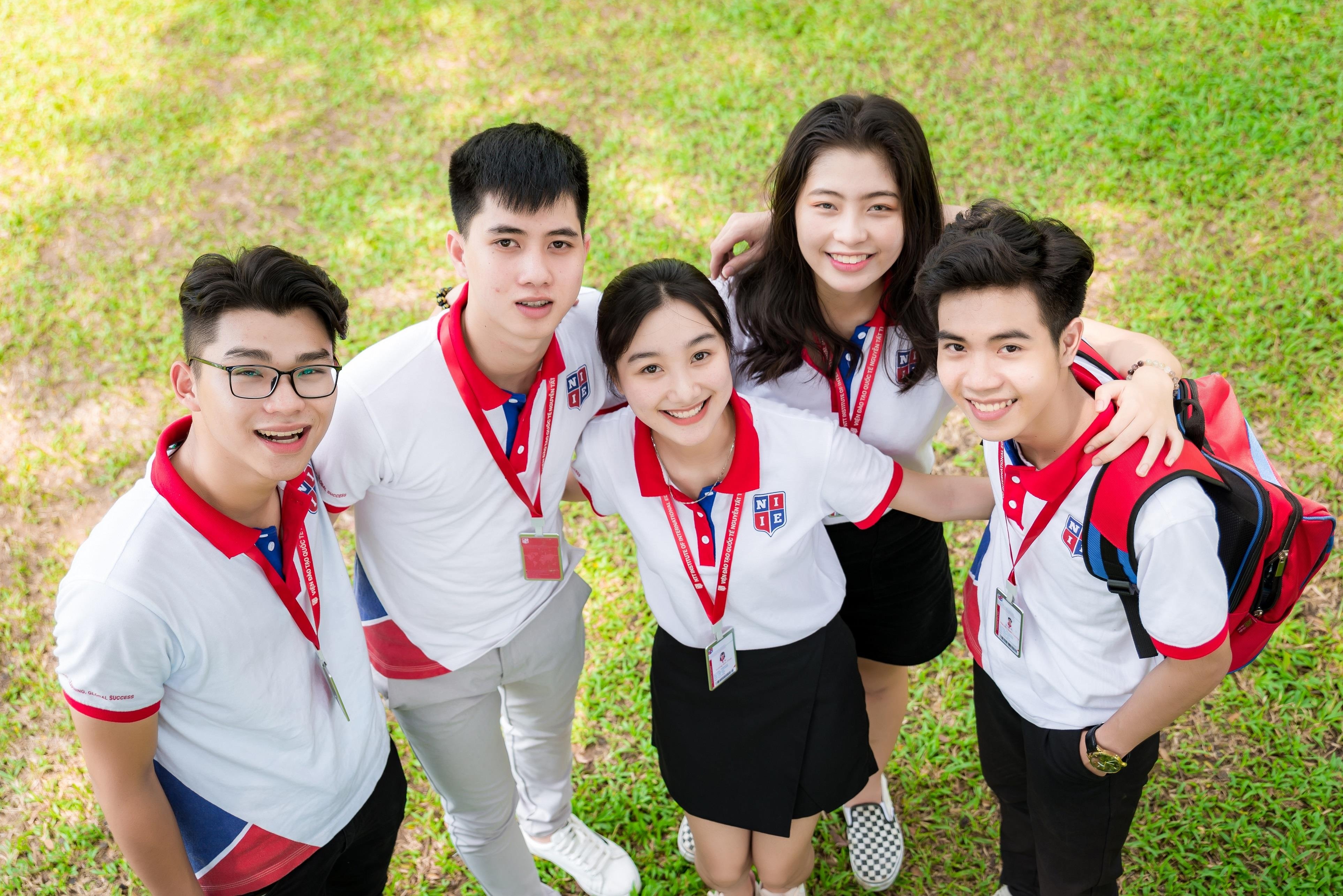 NIIE ảnh 2 NIIE anh 2