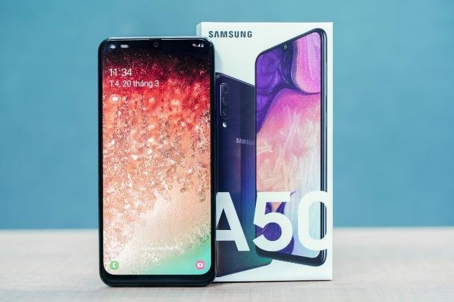 Samsung Galaxy A50 giam 1,3 trieu dong tai Di Dong Viet hinh anh