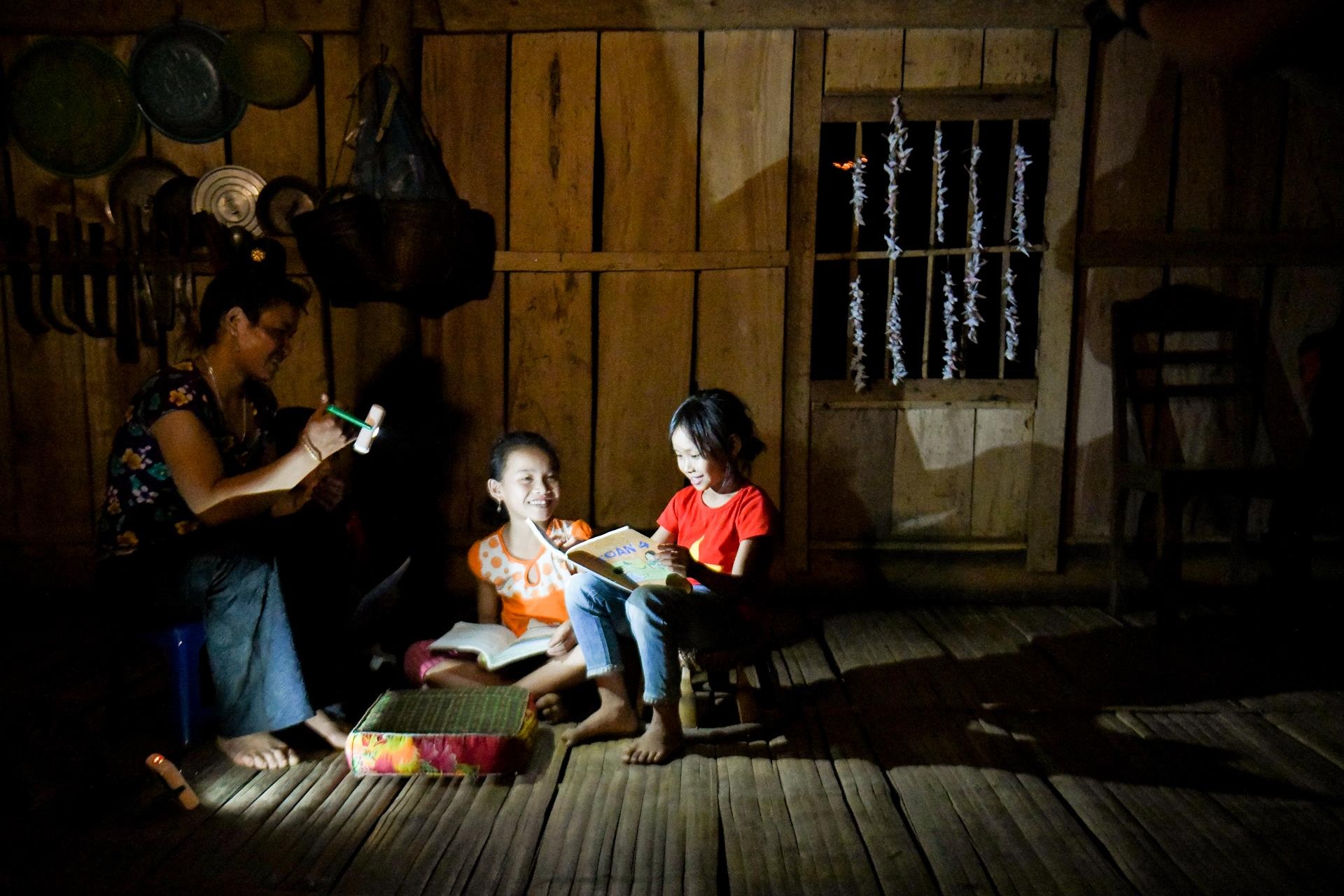 Samsung ảnh 4 Samsung anh 4