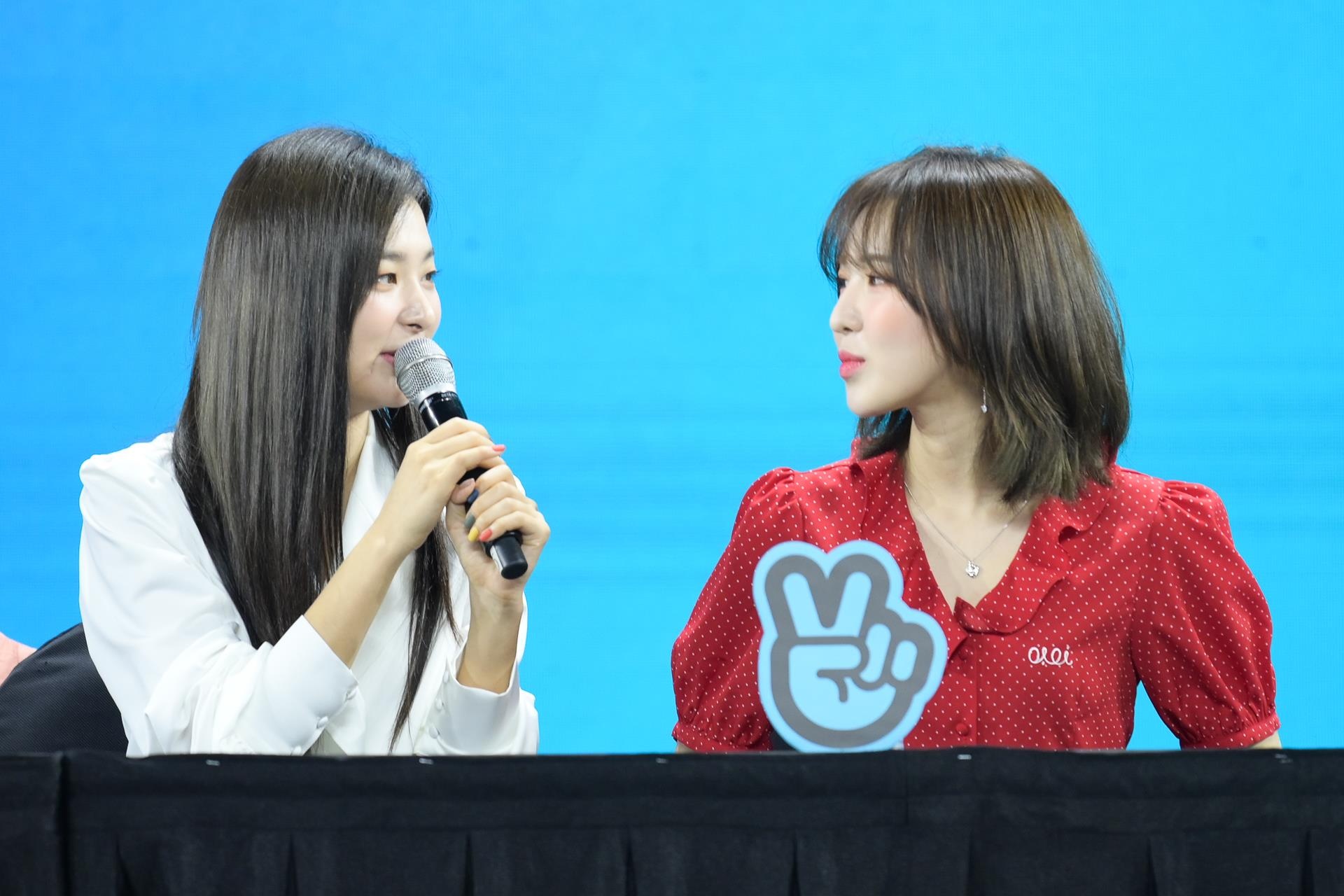 Red Velvet: ‘Chung toi chinh la mon qua cho khan gia Viet Nam’ hinh anh