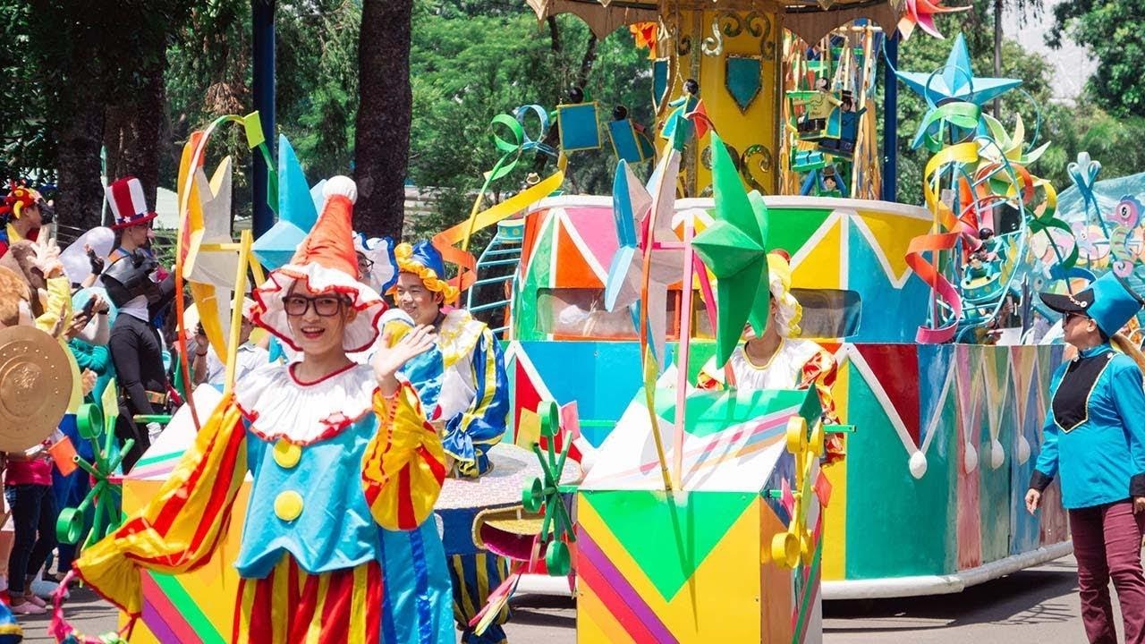 Dam Sen 30/4 - noi tinh hoa nghe thuat hoi tu mua le hoi hinh anh