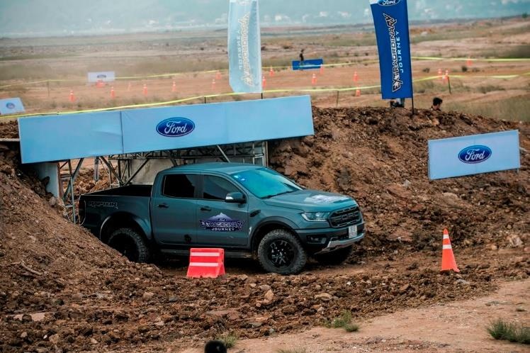 Ford Ranger Raptor anh 8
