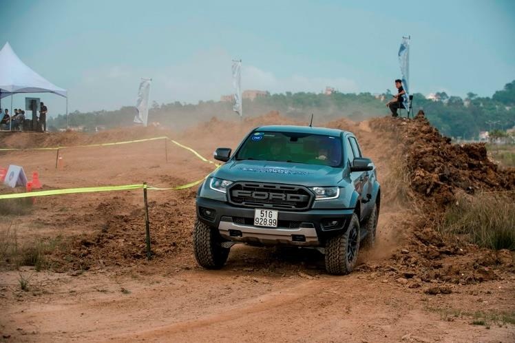 Ford Ranger Raptor anh 9