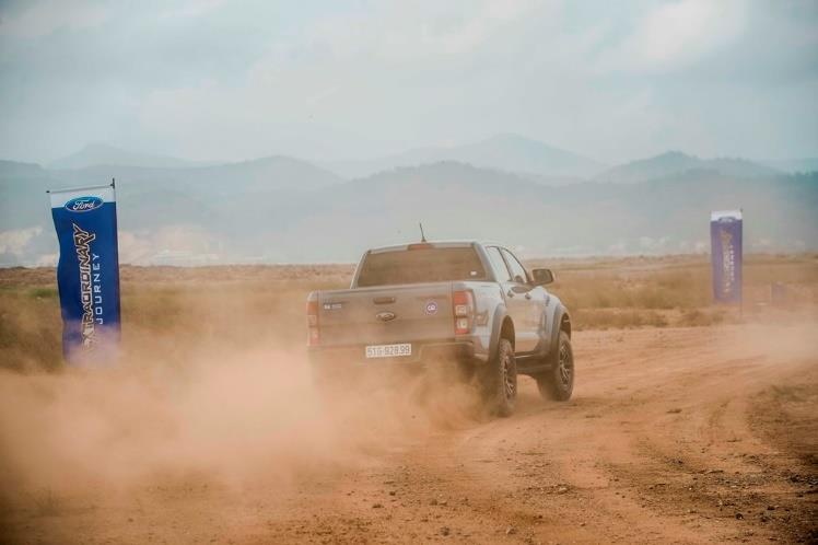 Ford Ranger Raptor anh 10
