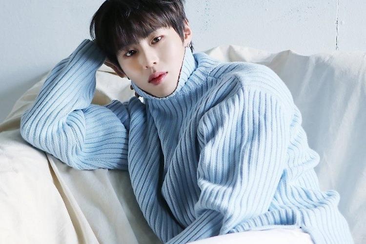 Khac Viet se bieu dien cung Ha Sungwoon va KARD hinh anh