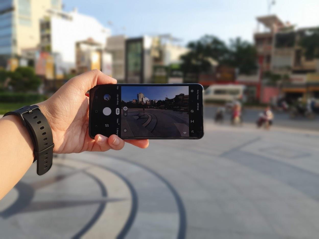 Khong can camera hanh trinh van luu moi khoanh khac nho thiet bi nay hinh anh