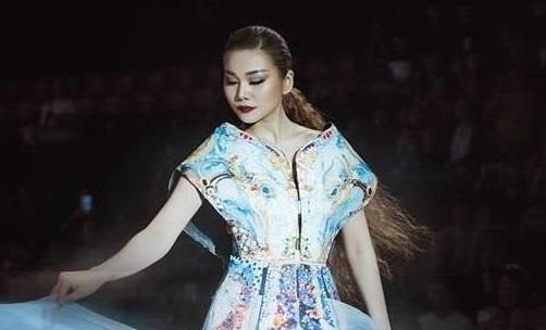 Thanh Hang: 'Chang so gi, chi so danh mat dam me thuan khiet' hinh anh