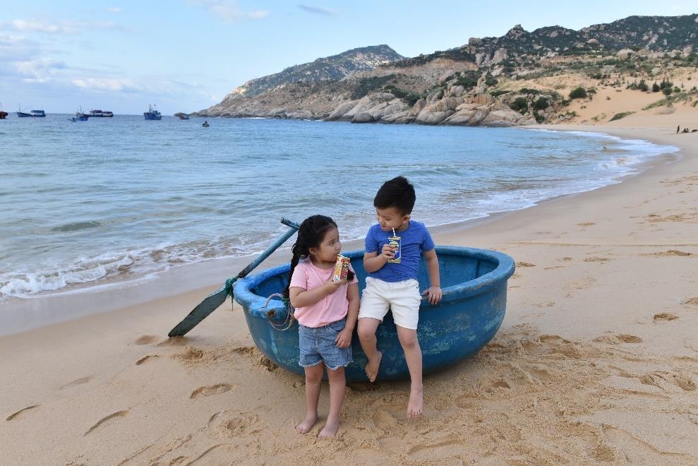 1 trieu ly sua moi ngay cho tre em suy dinh duong Viet hinh anh